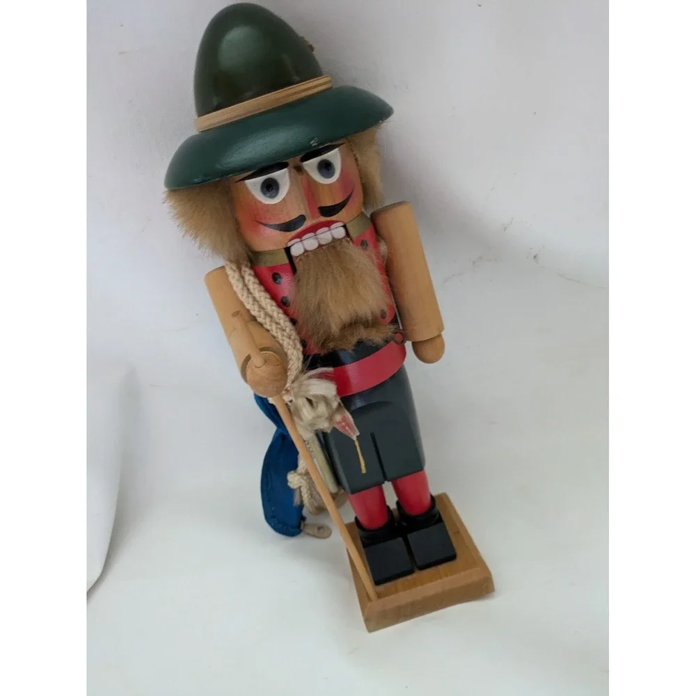 Steinbach Mountain Alpine Climber Nutcracker Rope Axe Pole Germany 14.5 Inch